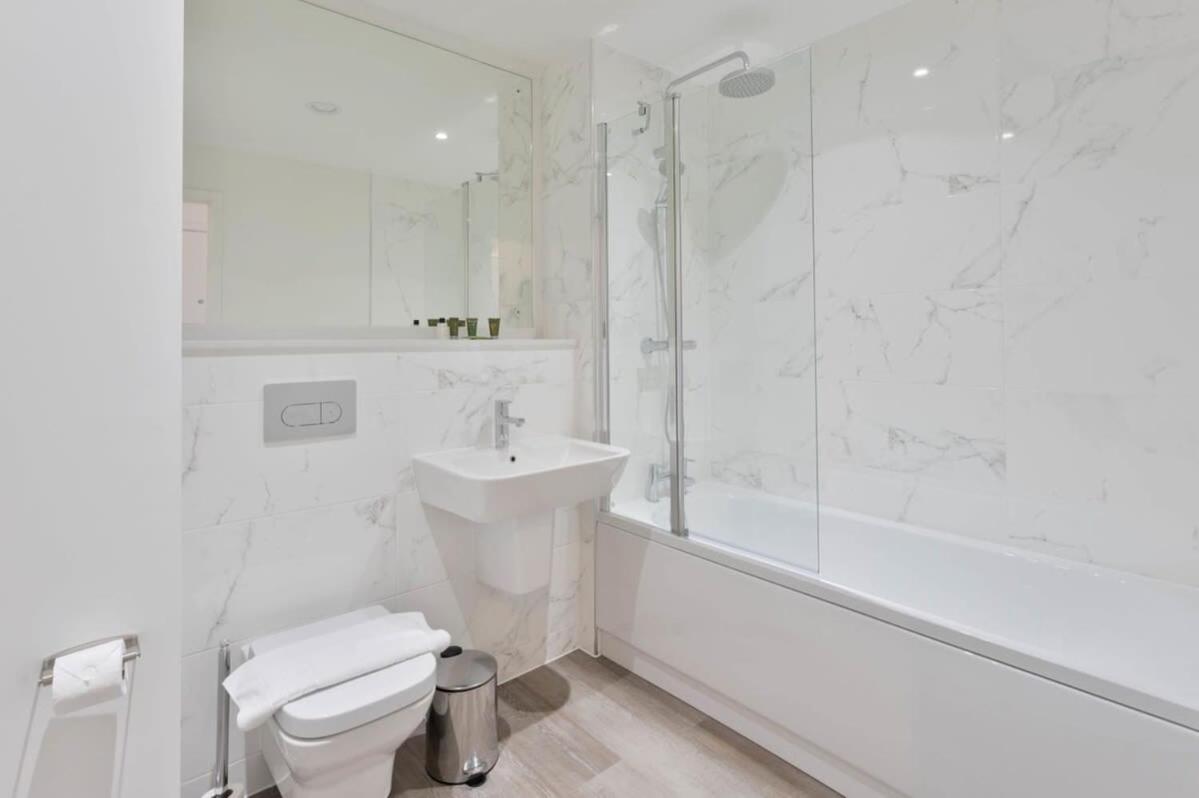 Stunning 2 Bed Apartment In Central Birmingham Exterior photo